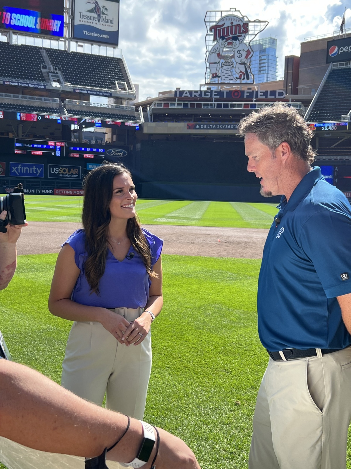 Katie Storm – Sports Broadcaster, Minnesotan, Proud Navy and Marine Sister